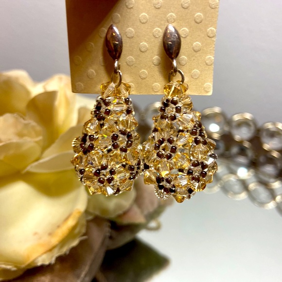 Earings - Picture 3 of 3